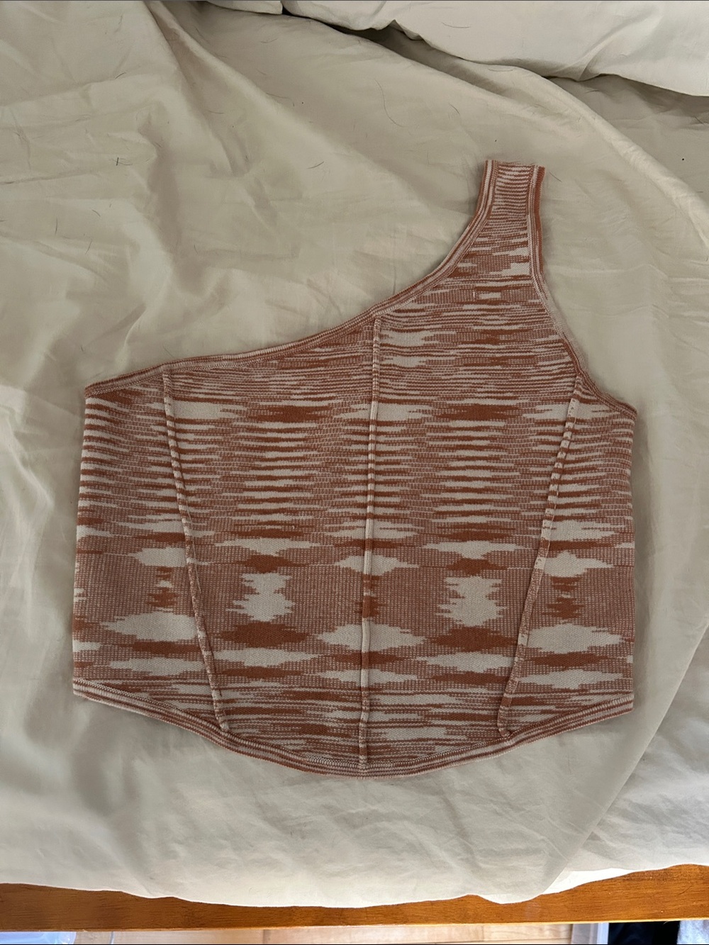 Antro knit one shoulder cropped top